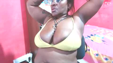 loretybighot online show from May 23, 4:38 pm