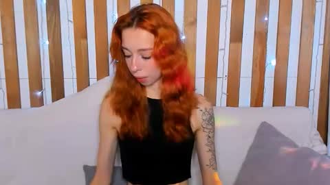 Lori online show from September 29, 1:11 am