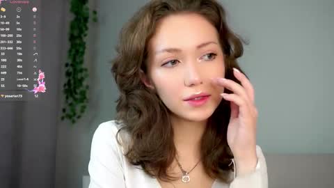 Naomi online show from November 13, 10:20 pm