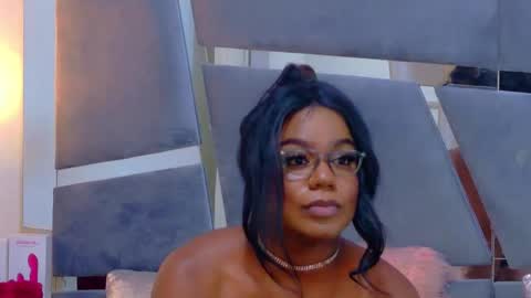 lorraine_johnson online show from May 14, 8:36 pm
