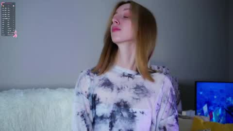 Jess online show from May 8, 2:37 am