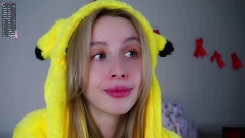Jess online show from May 6, 2:37 am