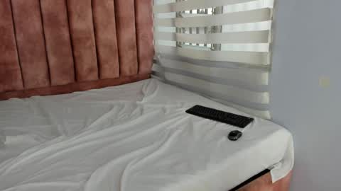  Lou Rosse  online show from October 8, 8:35 pm