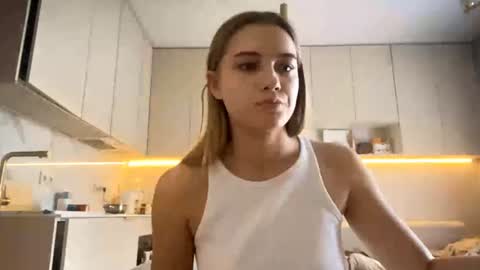 Bella online show from June 9, 6:24 am