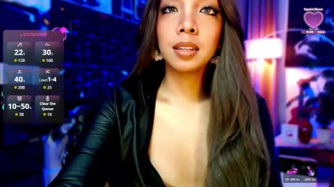 Louisa online show from May 26, 2:55 am