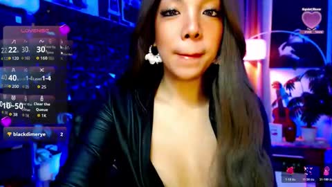Louisa online show from May 18, 3:27 am