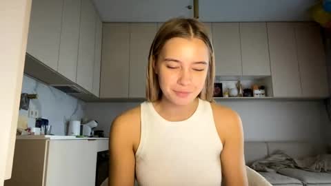 Eliza online show from May 11, 6:26 am