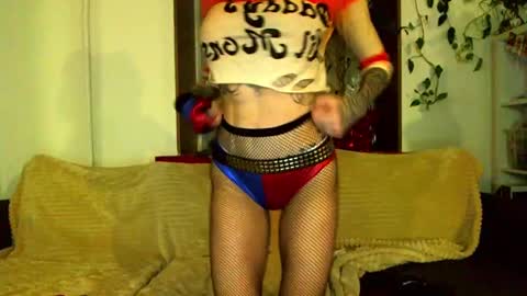 Cute face online show from December 22, 1:44 am