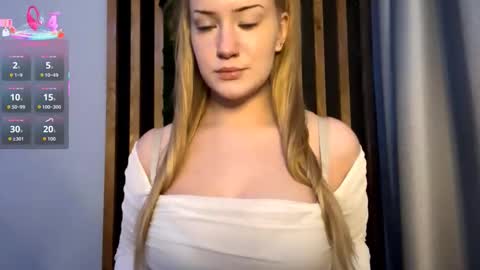 Megan online show from November 3, 6:12 pm