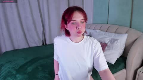 Lola online show from December 24, 1:16 am