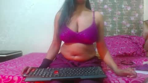 Divya online show from February 11, 12:49 am