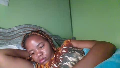 lovegal335 online show from January 8, 2:26 am