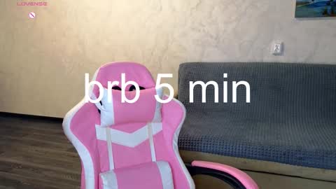 Molly online show from March 10, 6:45 pm