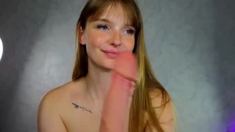 Molly online show from May 13, 7:52 pm