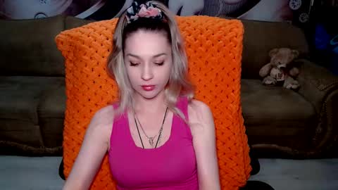private open online show from March 6, 9:03 am