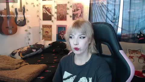 Cassie online show from May 17, 12:26 pm