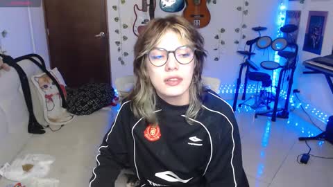 Cassie online show from November 26, 7:09 am