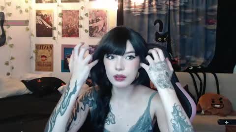 Cassie online show from May 7, 1:43 am