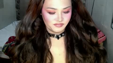 lovely_coleen online show from December 18, 6:51 am