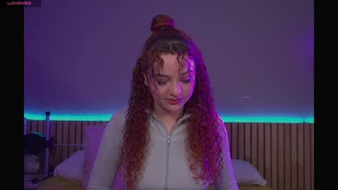 Emma online show from January 15, 2:02 pm