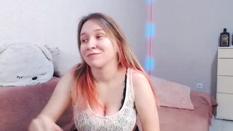 Lovely Hayley online show from May 15, 10:23 pm