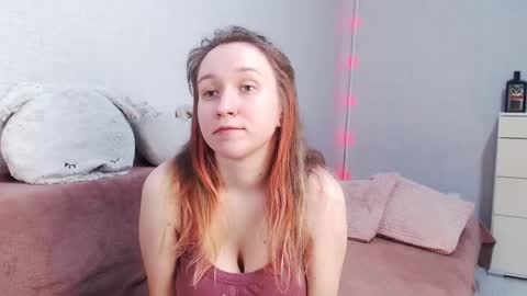 Lovely Hayley online show from May 7, 11:41 pm
