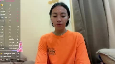 lovely_leah23 online show from May 24, 9:47 pm