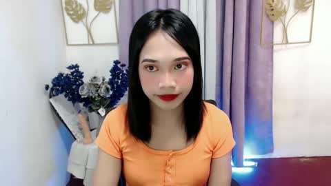 lovely_lianne online show from November 20, 6:03 am