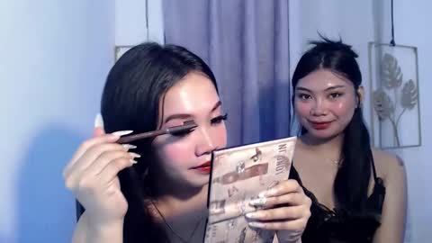 lovely_lianne online show from May 4, 1:48 pm