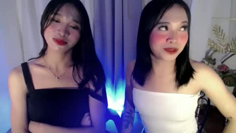 lovely_lianne online show from December 13, 7:53 pm