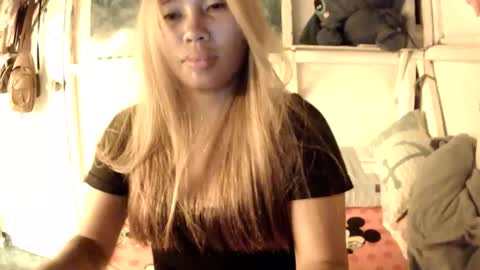 lovely online show from April 20, 3:15 pm