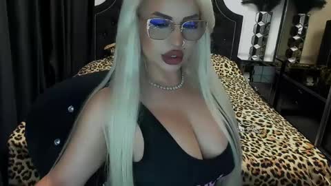PrAllinXXXa online show from June 2, 1:17 am