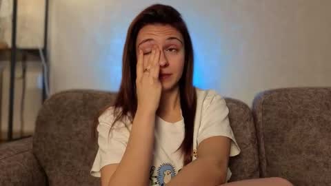 Kate only online show from November 18, 5:47 pm