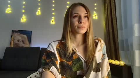 Kate only online show from January 3, 11:14 am