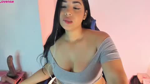 Kendall  online show from March 12, 9:01 am