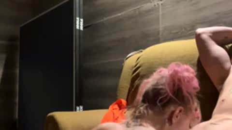 lovelylogan online show from January 12, 1:11 am