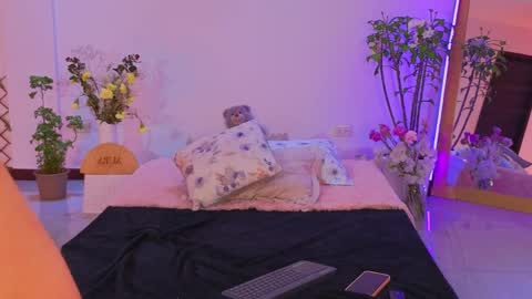 lovelymoon_ online show from May 1, 3:10 am