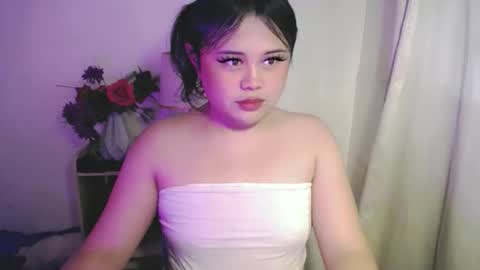 lovely online show from May 28, 5:49 am