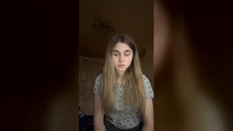 ELA online show from December 21, 8:18 am