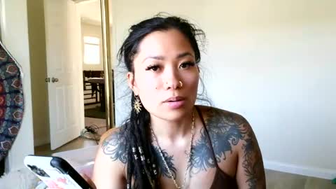 lovelyxmacii online show from July 7, 10:23 pm