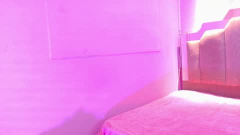 L O V E  online show from May 25, 11:53 am