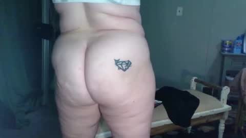 lovetubes101 online show from March 12, 12:35 am