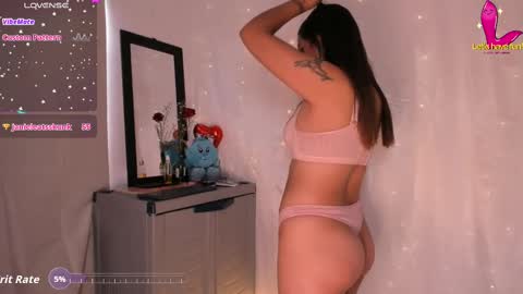 Danna online show from October 1, 6:35 pm