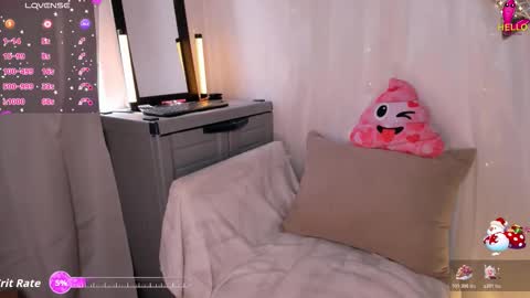 Danna online show from December 17, 5:06 pm