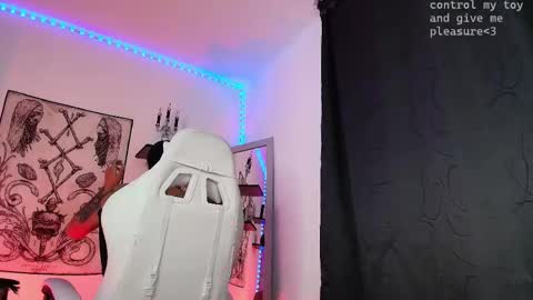 Veronica Rati    online show from November 14, 1:38 am