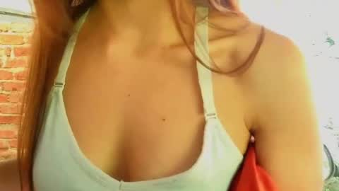 Luciana Ramirez  Sofia Collins online show from May 9, 9:39 pm