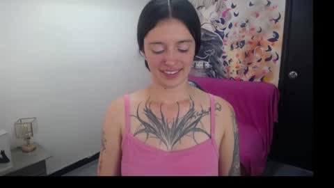 lucia_evans21 online show from June 17, 8:54 pm