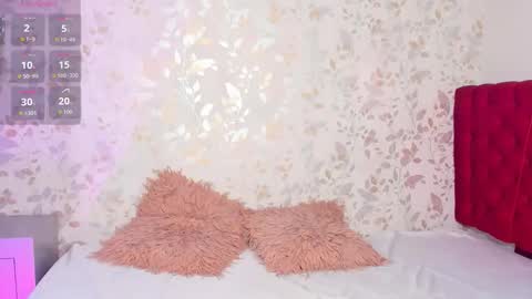 L U C I A online show from November 5, 12:54 pm