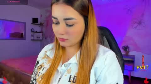 lucia star  online show from March 5, 2:57 am