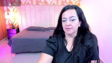 Lucia Vonne online show from April 24, 8:44 pm